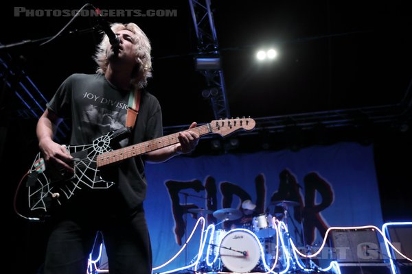 FIDLAR - 2023-11-20 - PARIS - Cabaret Sauvage - Zac Carper - Max Kuehn